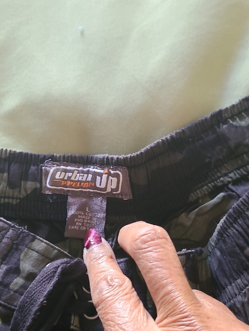 Camo Elastic Waist Pants - Picture 2 of 4